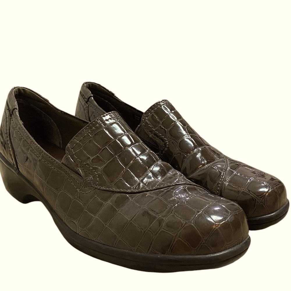 Womens Clarks Bendable Chocolate Croc Comfort Slide On Loafer Shoes Sz 8 #39378